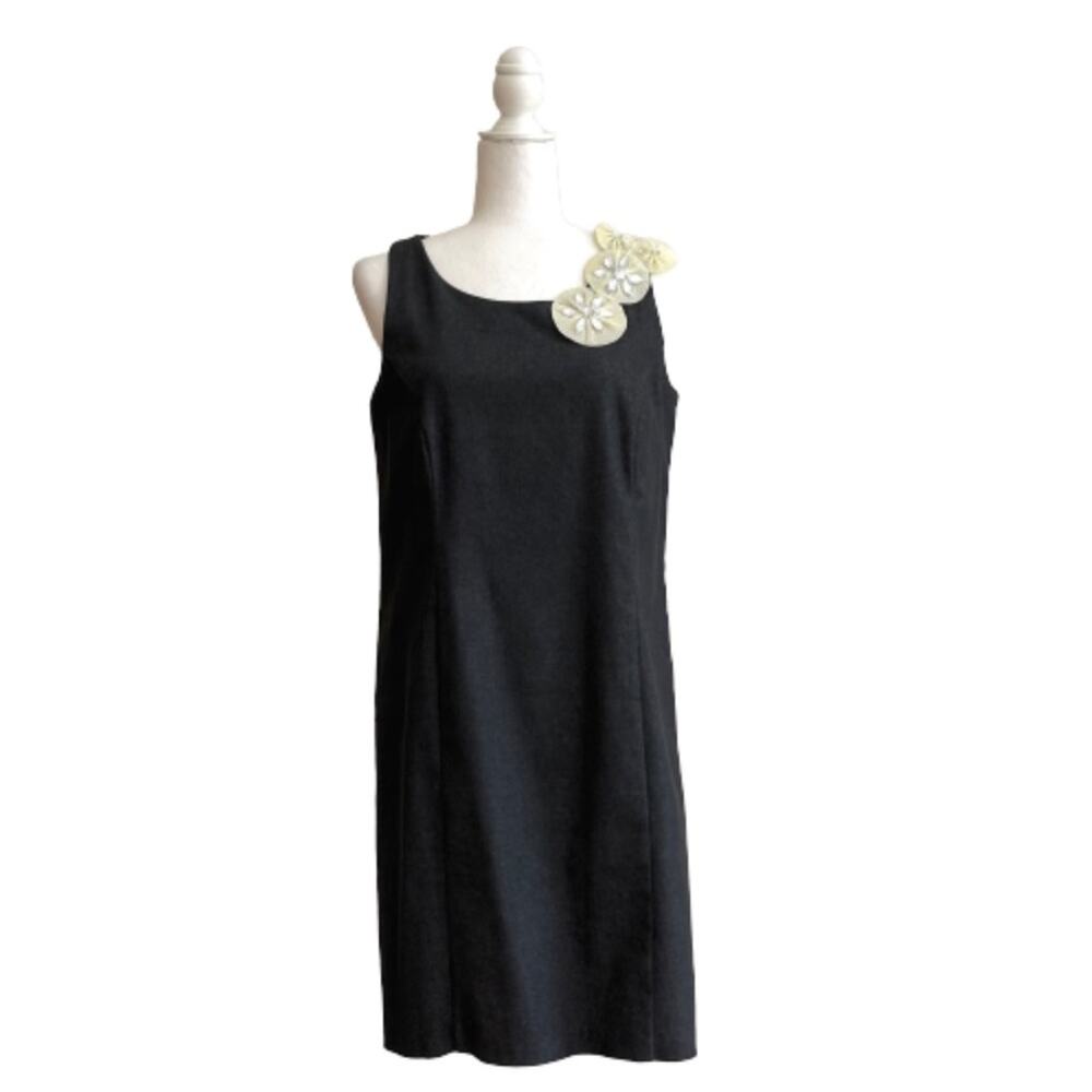 Helene Blake Dress Gray Sleeveless Embellished Knee Length Sheath Dress 8